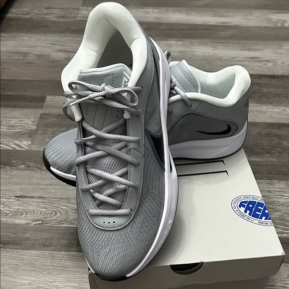 Nike Men's Giannis Freak 6TB  Athletic Sneakers - Picture 3 of 5